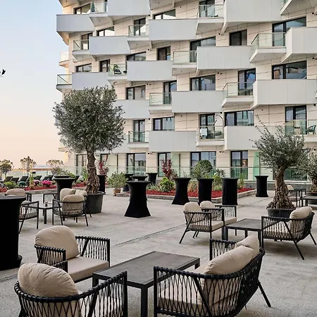 Apartment Ambient In Infinity Pool & Mamaia